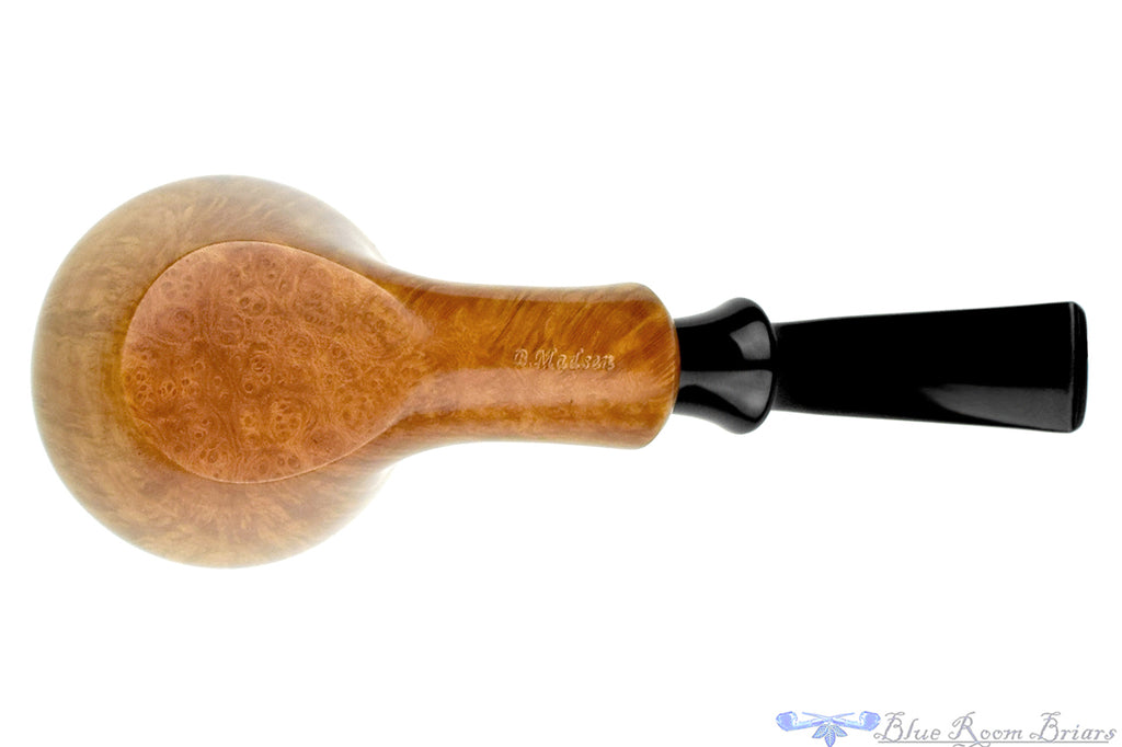 Blue Room Briars is proud to present this Brian Madsen Pipe Natural Finish Large Acorn Sitter with Plateau