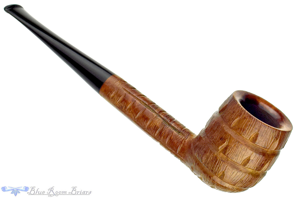 Blue Room Briars is proud to present this GBD Tahiti 133 (Pre-Cadogan) Carved Billiard Sitter Estate Pipe