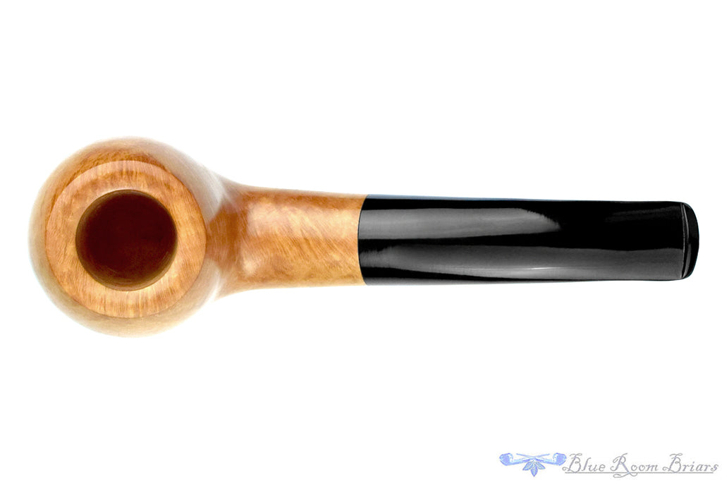 Blue Room Briar is proud to present this Genod Pipe Bent Apple