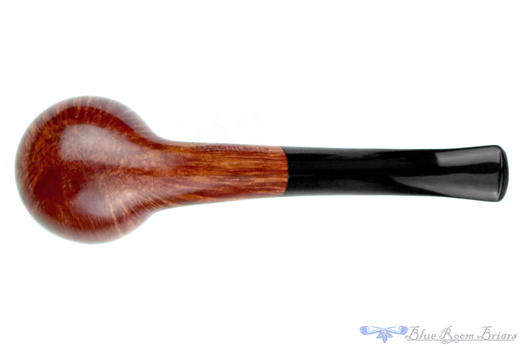 Blue Room Briars is proud to present this Genod Pipe Bent Apple