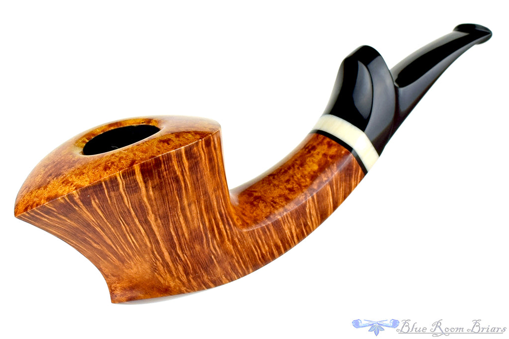 Blue Room Briars is proud to present this Jesse Jones Pipe Large Smooth Flying Dutchman