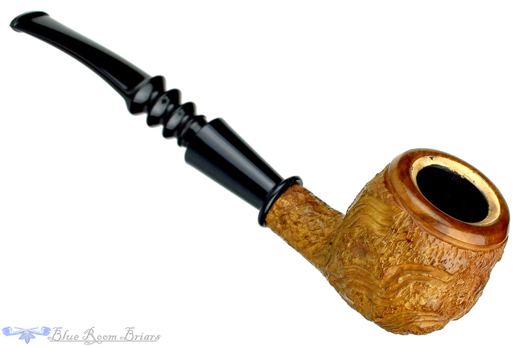 Blue Room Briars is proud to present this London Stud Carved Apple with Meerschaum Lining Sitter with Military Mount Estate Pipe
