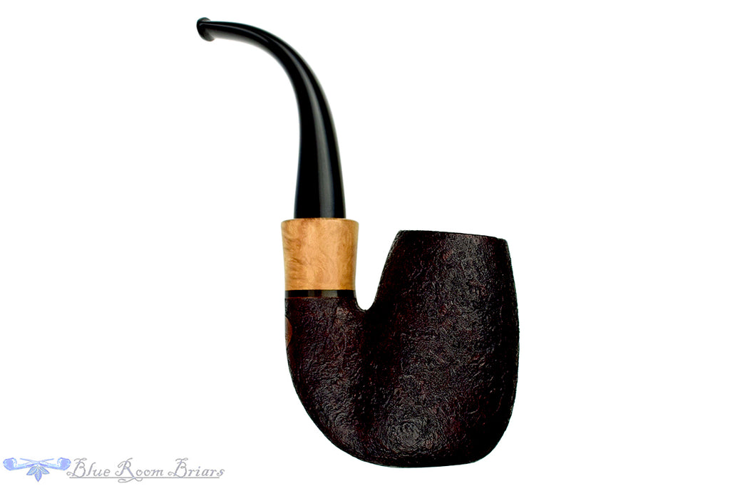 Blue Room Briars is proud to present this Thomas James Pipe Large Sandblast Oom Paul Sitter with French Boxwood