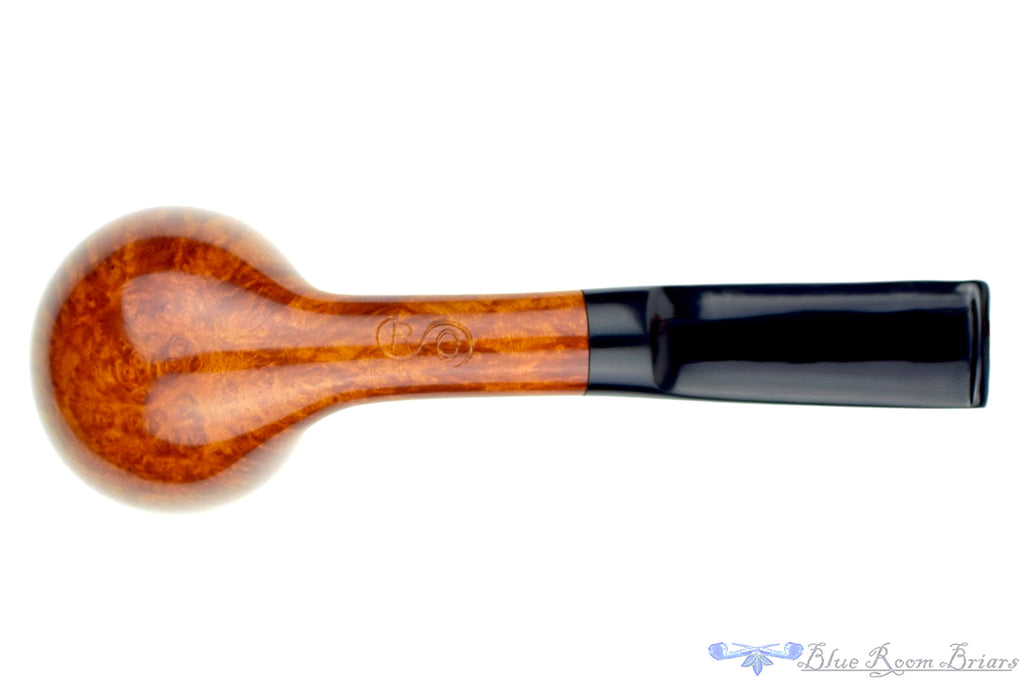 Blue Room Briars is proud to present this RC Sands Pipe Yachtsman