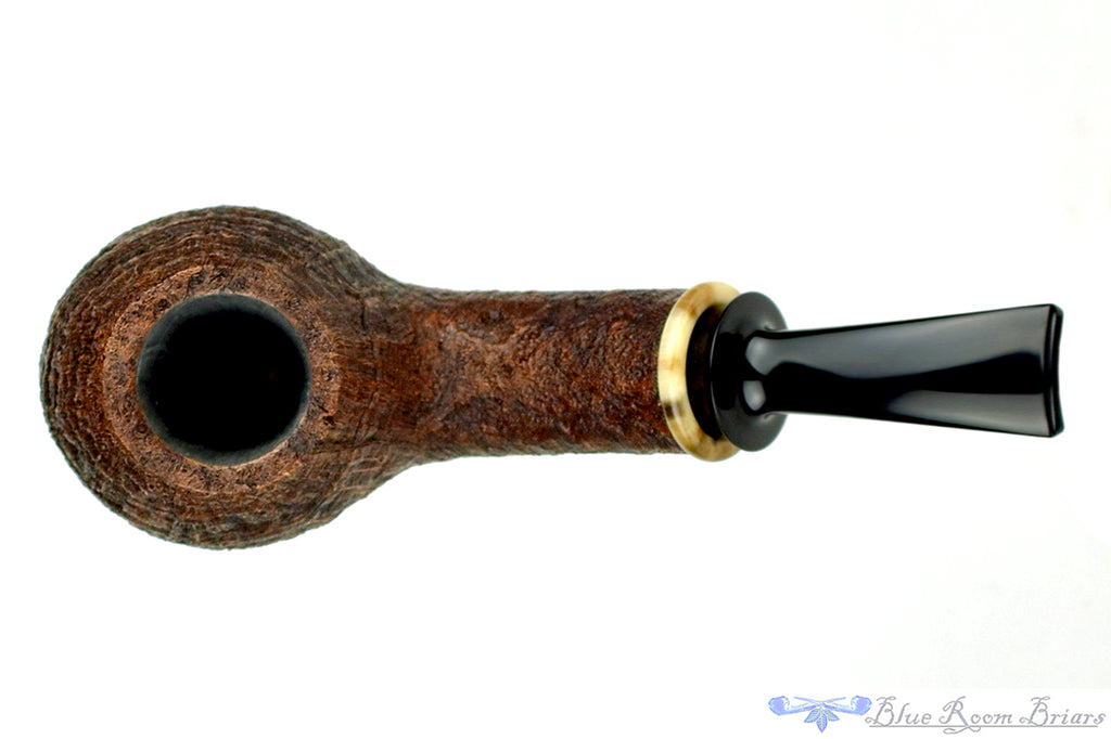 Blue Room Briars is proud to present this Bill Shalosky Pipe 361 1/2 Bent Ring Blast Apple with Horn