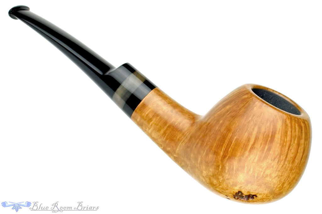 Blue Room Briars is proud to present this Charl Goussard Pipe Half Saddle Apple with Kudu Horn