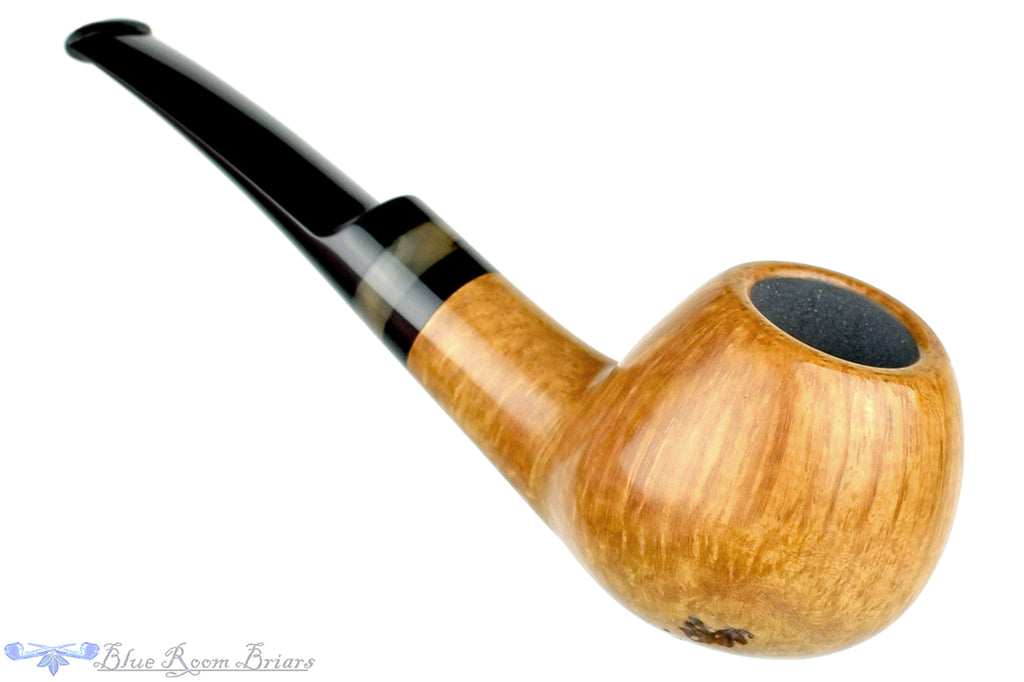 Blue Room Briars is proud to present this Charl Goussard Pipe Half Saddle Apple with Kudu Horn