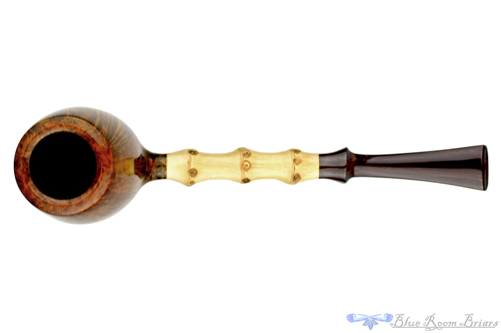 Blue Room Briars is proud to present this Nate King Pipe 442 Smooth Billiard with Bamboo and Brindle