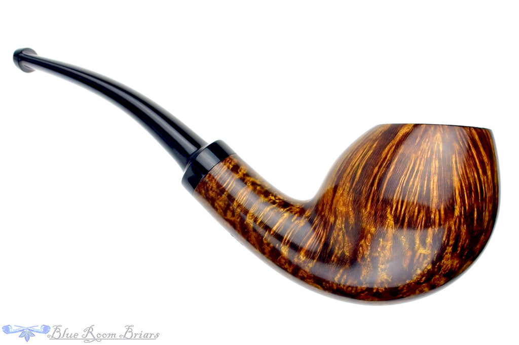 Blue Room Briars is proud to present this Jerry Crawford Pipe Bent Smooth Danish Egg