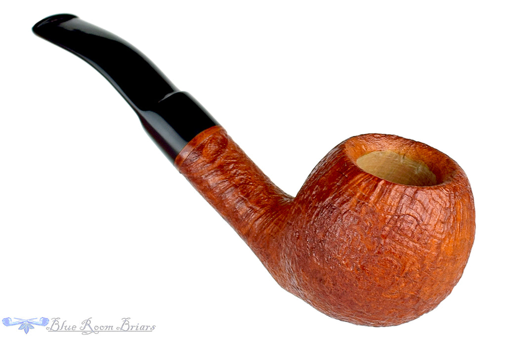 Blue Room Briars is proud to present this RC Sands Pipe 1/4 Bent Sandblast Pumpkin