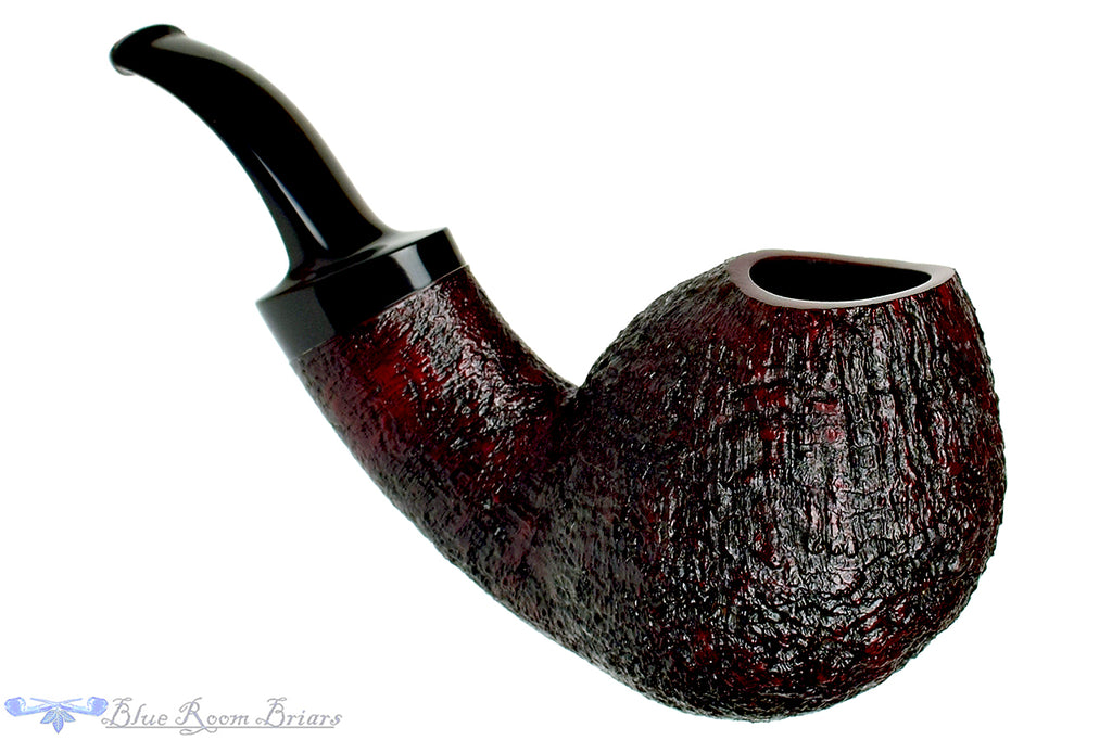 Blue Room Briars is proud to present this David S. Huber Pipe 1/2 Bent Sandblast Egg