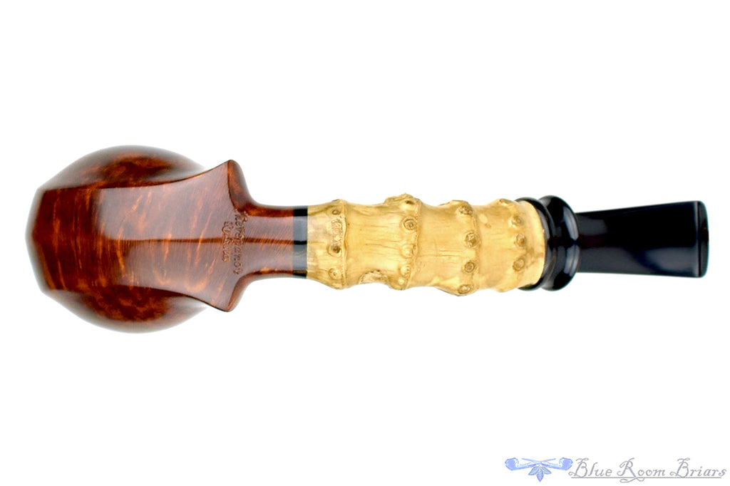 Blue Room Briars is proud to present this Sergey Cherepanov Pipe Bent Bamboo Blowfish
