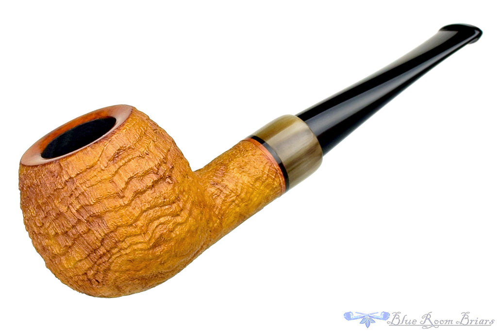 Blue Room Briars is proud to present this Jerry Crawford Pipe Tan Blast Apple with Ox Horn