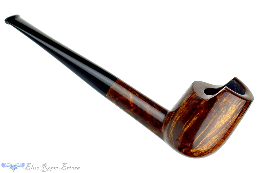 Blue Room Briars is proud to present this Jesse Jones Pipe 3219 Windshield Billiard