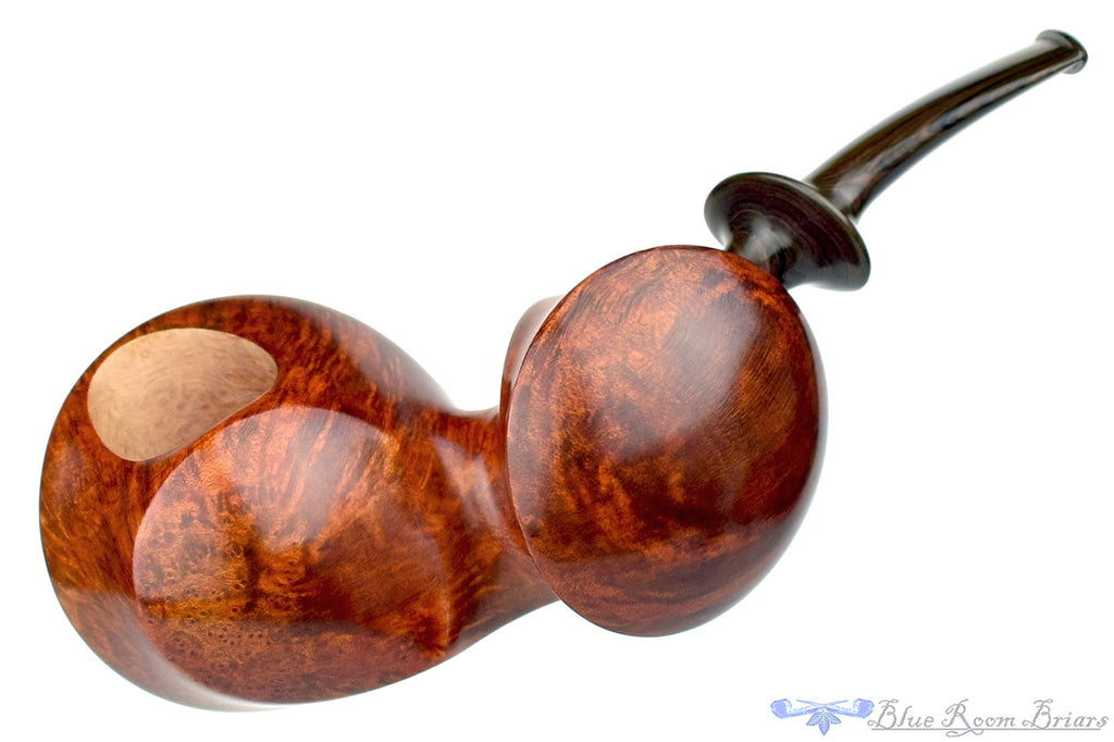 Blue Room Briars is proud to present this Sergey Cherepanov Pipe Blowfish with Brindle