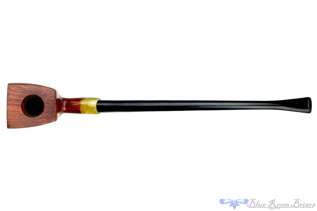 Blue Room Briars is proud to present this RC Sands Pipe Racing Shield Churchwarden with Acrylic Ferrule