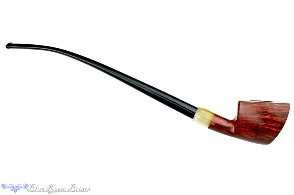 Blue Room Briars is proud to present this RC Sands Pipe Racing Shield Churchwarden with Acrylic Ferrule