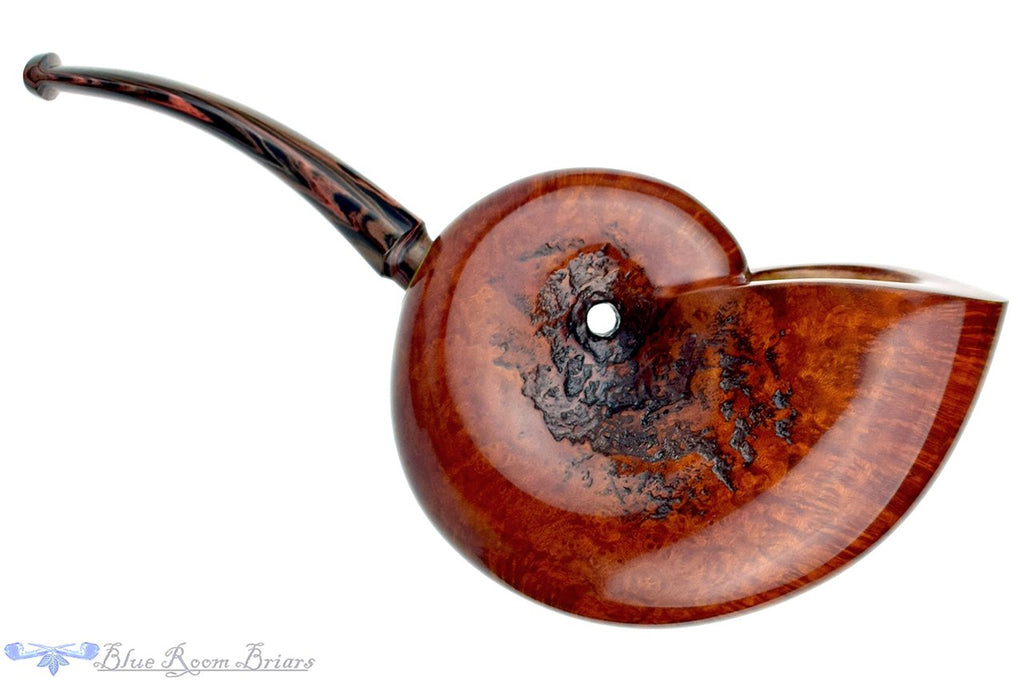 Blue Room Briars is proud to present this Bill Walther Pipe Twisted Nautilus with Brindle