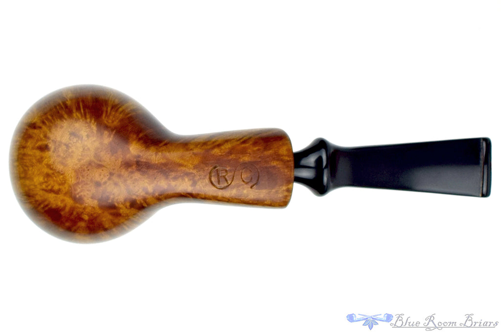 Blue Room Briars is Proud to Present this RC Sands Pipe 1/4 Bent Acorn