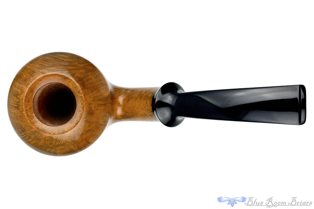 Blue Room Briars is proud to present this Doug Finlay Pipe Bent Smooth Bullcorn