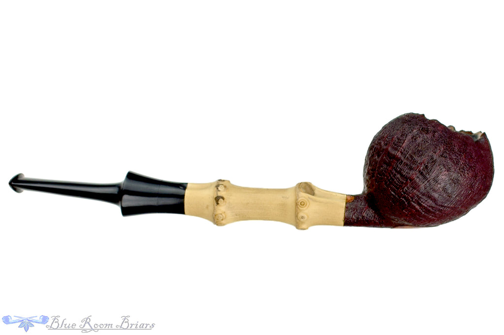 Blue Room Briars is proud to present this Dirk Heinemann Pipe Sandblast Tomato with Bamboo and Plateau