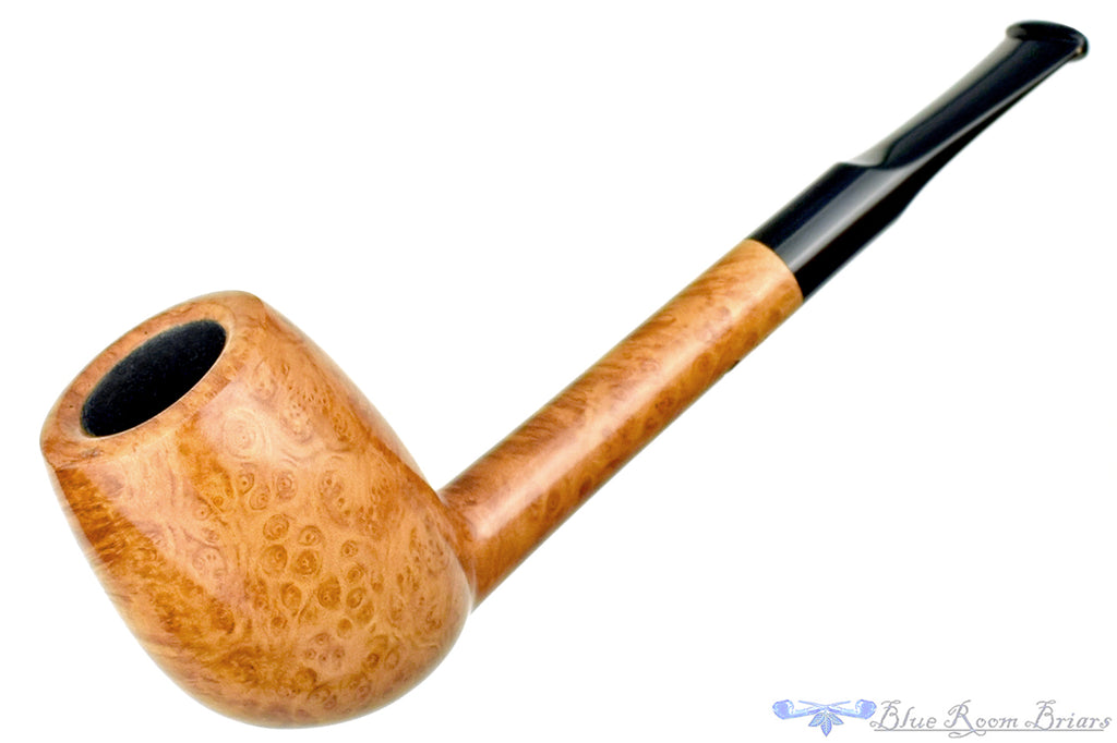 Blue Room Briars is proud to present this Nate King Pipe 547 Smooth Crosscut Lovat