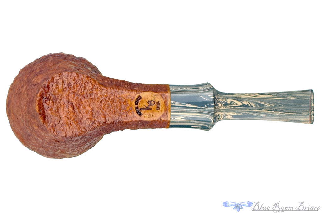 Blue Room Briars is proud to present this Nate King Pipe 635 Sandblast Bulldog with Brindle