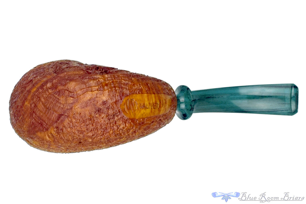 Blue Room Briars is proud to present this Bill Walther Pipe Tan Blast Snail with Jade Brindle