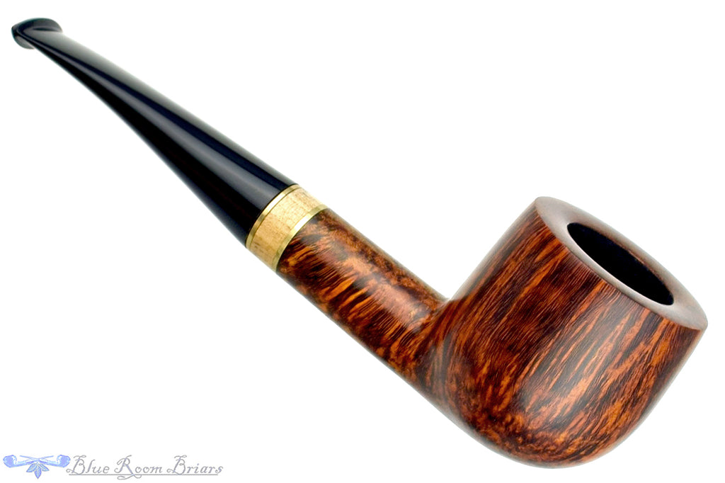 Blue Room Briars is proud to present this David Huber Pipe Smooth Pot with Brass and Birch