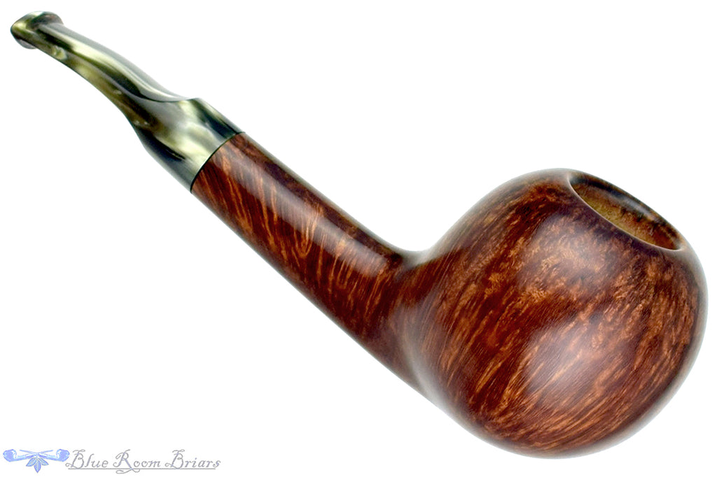 Blue Room Briars is proud to present this RC Sands Pipe Smooth Bent Apple