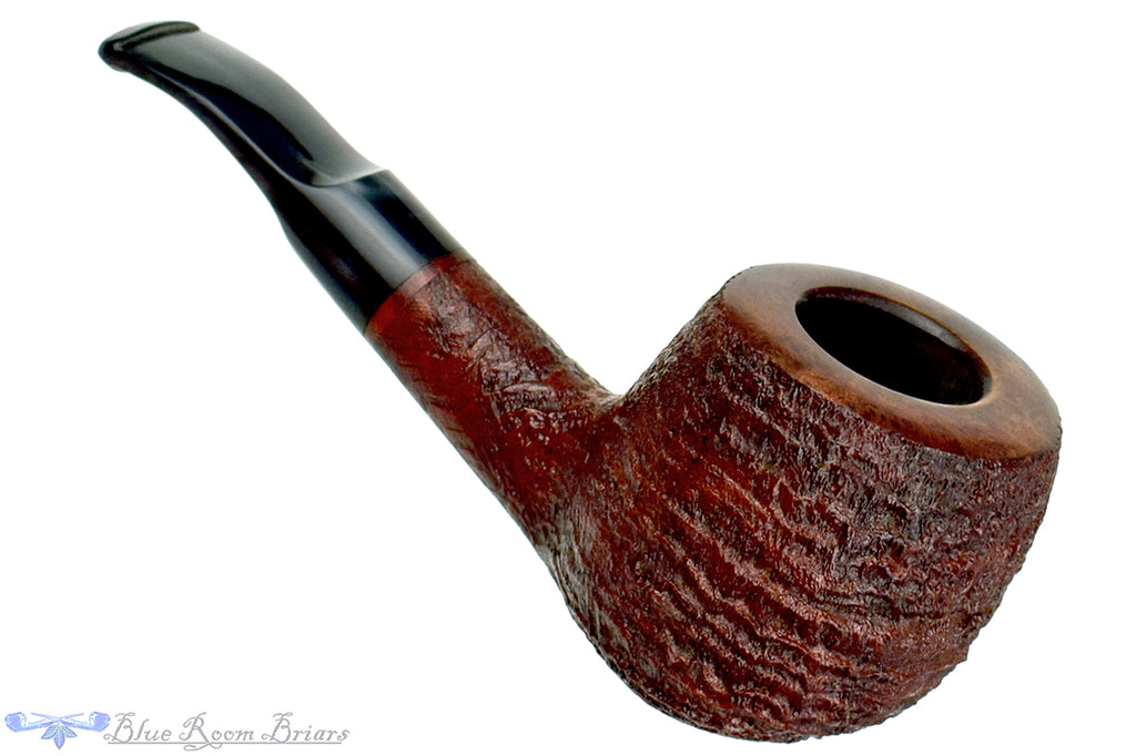 Blue Room Briars is proud to present this RC Sands Pipe Bent Ring Blast Apple