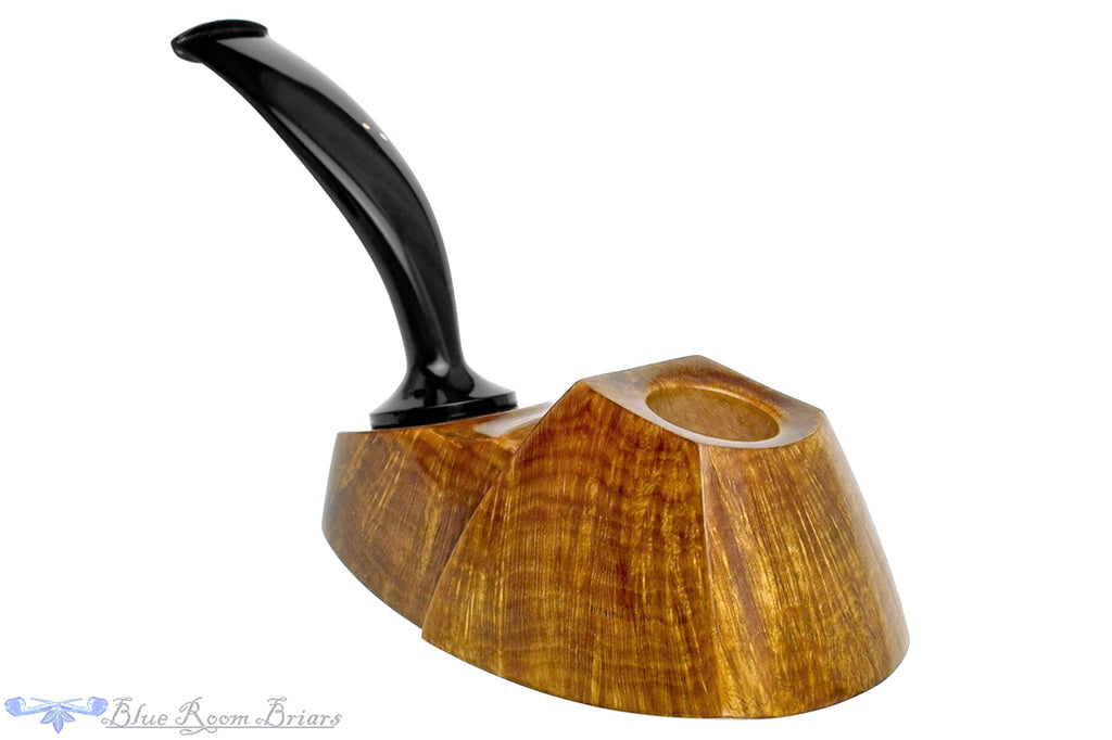 Blue Room Briars is proud to present this Joseph Skoda Pipe Sculpted Pyramid