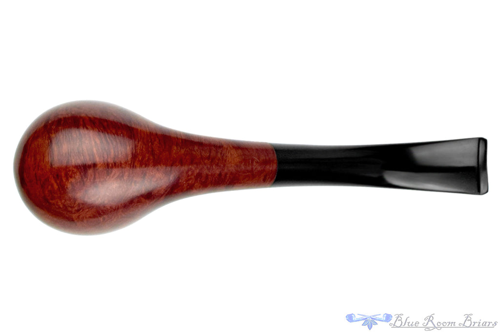 Blue Room Briars is proud to present this Georg Jensen Amber Bent Apple Estate Pipe