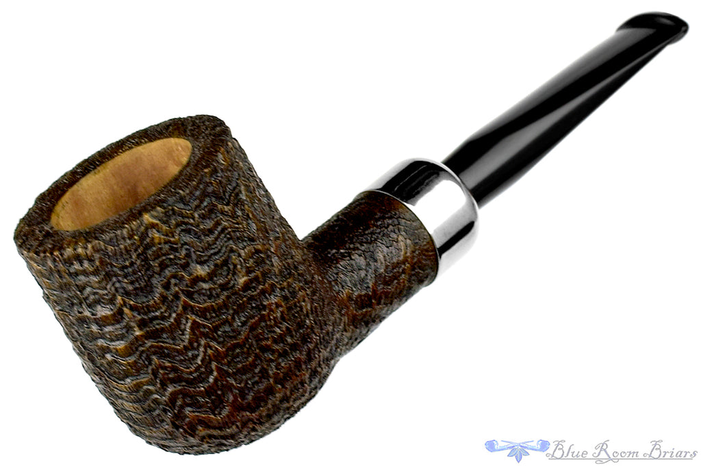 Blue Room Briars is proud to present this Doug Finlay Pipe Ring Blast Tall Pot with Nickel
