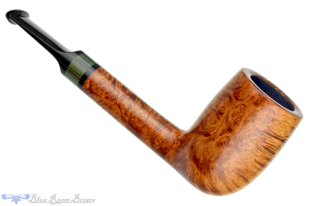 Blue Room Briars is proud to present this C. Kent Joyce Pipe Lovat with Brindle Insert