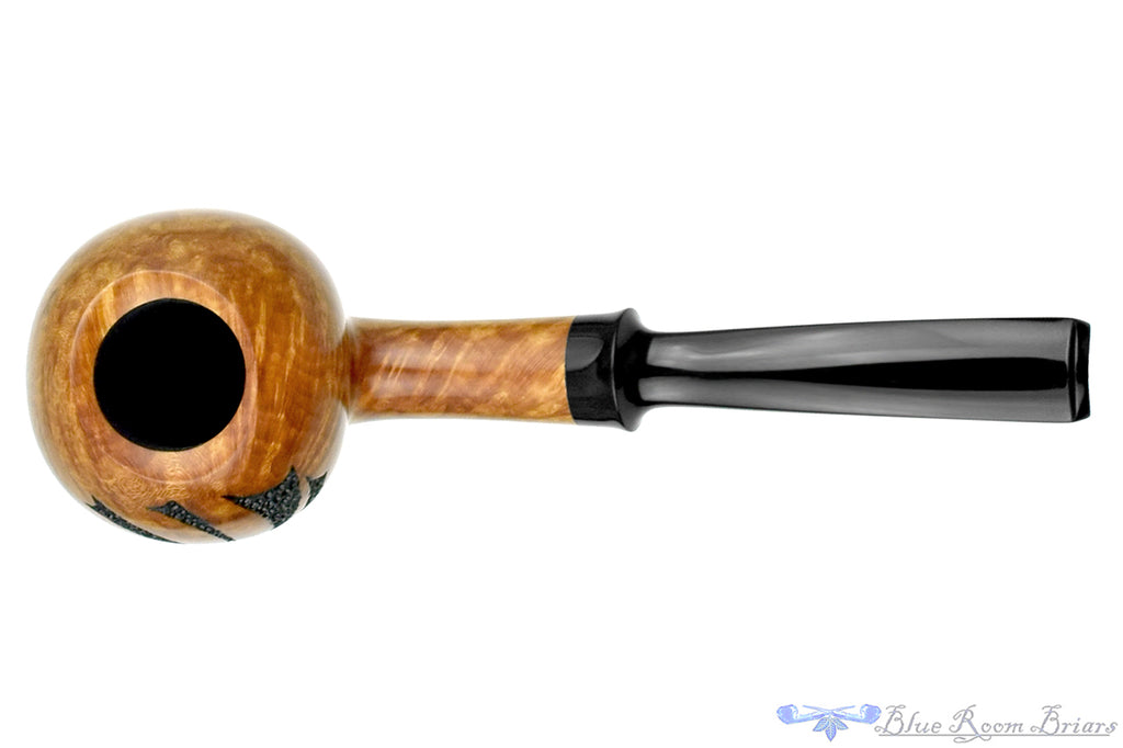 Blue Room Briars is proud to present this C Kent Joyce Pipe Bent Spot Carved Acorn