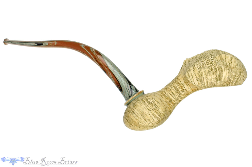 Blue Room Briars is proud to present this Steffen Mueller Pipe Driftwood Velociraptor with Plateau and Brindle