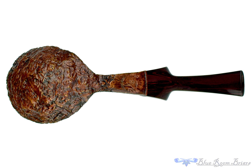 Blue Room Briars is proud to present this Nate King Pipe 778 Ring Blast Risus with Brindle