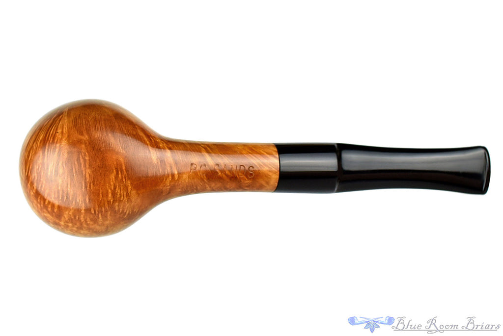 RC Sands Pipe Smooth Saddled Scoop, Blue Room Briars, smooth, slight bend, slightly bent, danish school, black stem, chuck sands, natural, us, usa, america, american, united states, made in the usa, cross grain, birdseye, production pipe, factory pipe, budget pipe, briar, briar pipe, tobacco pipe, wood pipe, wooden pipe, briar-pipe, smoking pipe, smoking hobby, ebonite, vulcanite, pipe stem, pipe mortise, stem, mortise, button, draft hole, grain, estate pipe, estate, refurbished, used pipe, refurbished pipe