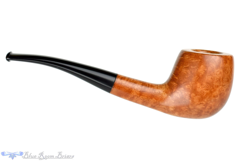 Blue Room Briars is proud to present this RC Sands Pipe 1/8 Bent Tapered Scoop
