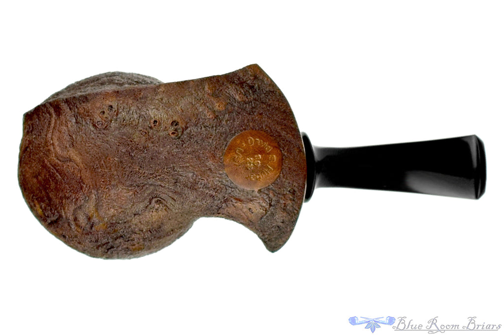 Blue Room Briars is proud to present this David Huber Pipe Sandblast Fugu Blowfish