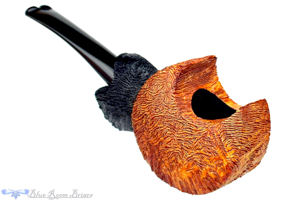 Blue Room Briars is proud to present this Roger Wallenstein Pipe Cross Pincher