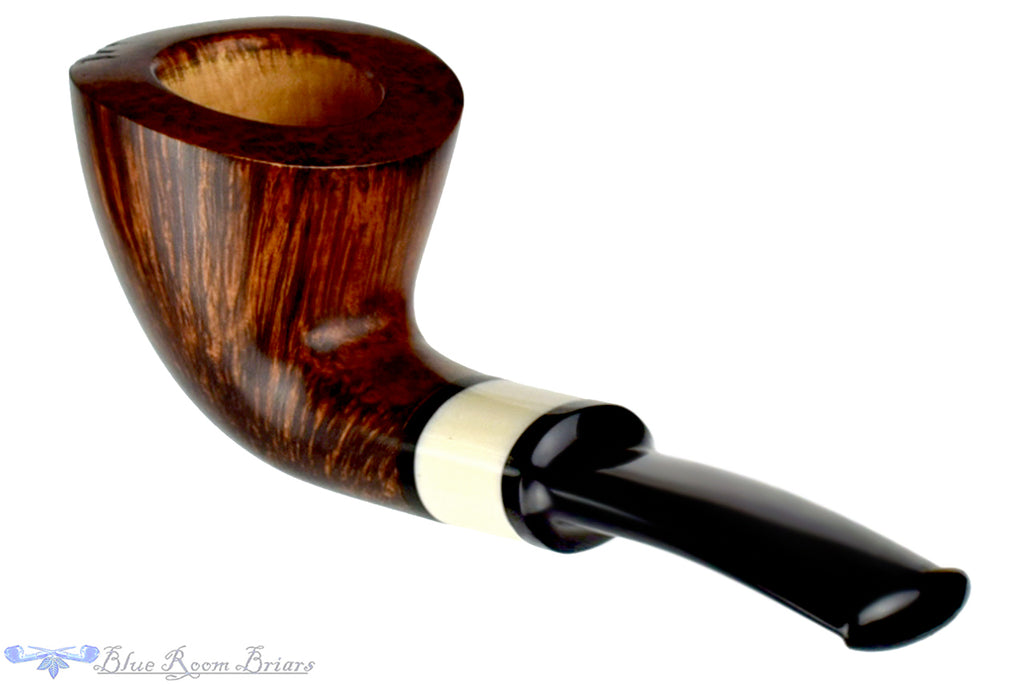 Blue Room Briars is proud to present this Charl Goussard Pipe 1/4 Bent Dublin with Plateau