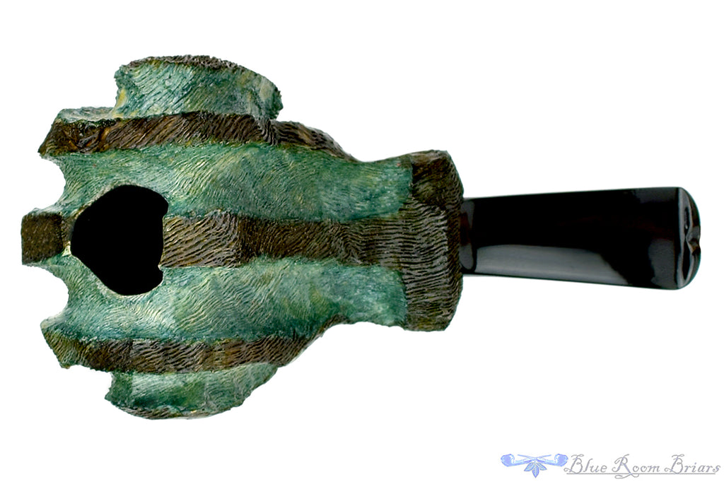 Blue Room Briars is proud to present this Roger Wallenstein Pipe Blue Wartfish