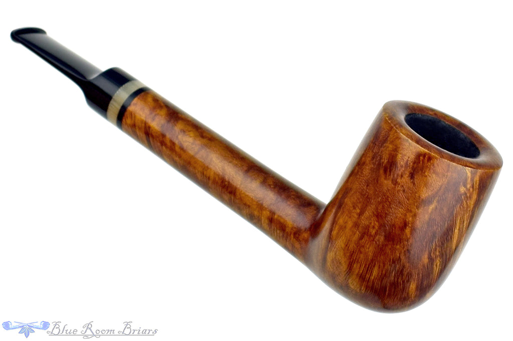 Blue Room Briars is proud to present this Brian Madsen Pipe Lovat with Horn Insert