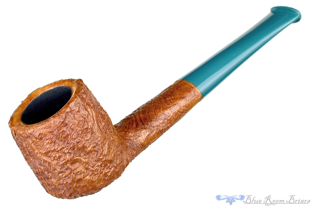 Blue Room Briars is proud to present this Nate King Pipe 668 Tan Blast Pot with Ebonite