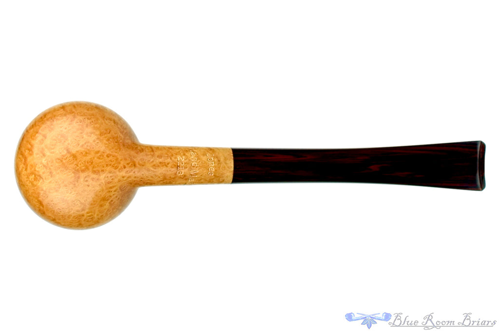 Blue Room Briars is proud to present this Jesse Jones Pipe Smooth Natural Prince with Brindle