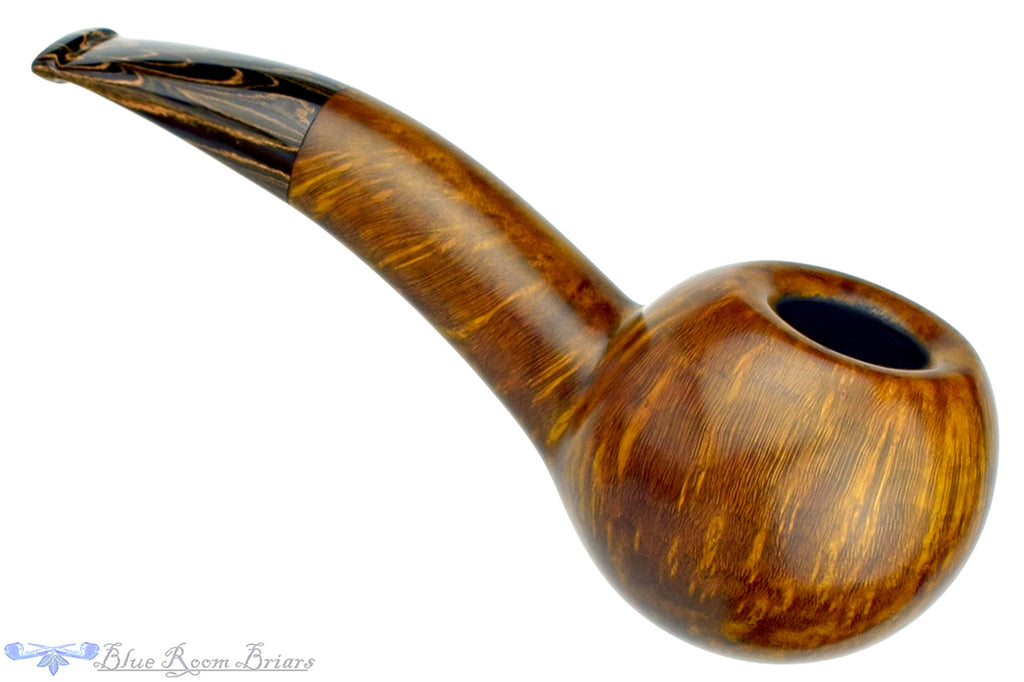 Blue Room Briars is Proud to Present This Dr. Bob Pipe Smooth Hawkbill
