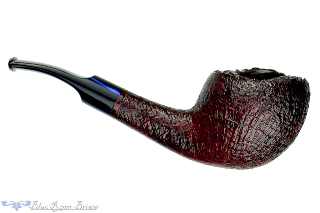 Blue Room Briars is proud to present this RC Sands Pipe Bent Sandblast Scoop with Plateau
