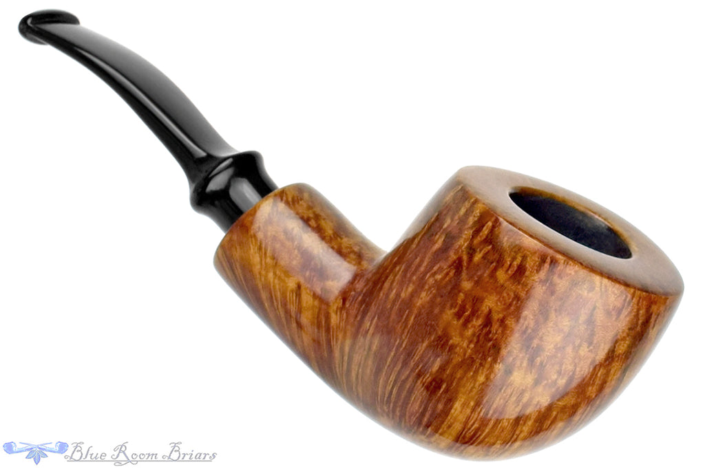Blue Room Briars is proud to present this RC Sands Pipe Bent Pot